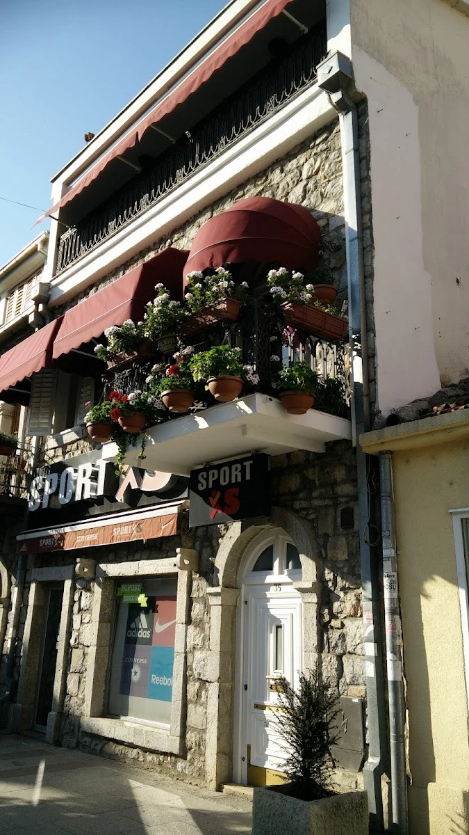 SUV rental for Durmitor National Park road trip from Podgorica